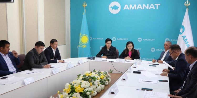 Шымкентте партиялық бақылау комиссиясының отырысы өтті