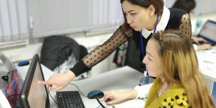 ТҮРКІСТАН ОБЛЫСЫНДА КӘСІПКЕРЛЕРГЕ ҚОЛДАУ КӨРСЕТУ БАСТЫ НАЗАРДА