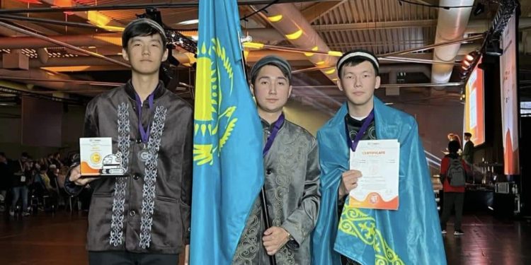 Әлемдік робототехника олимпиадасында шымкенттік оқушылар топ жарды