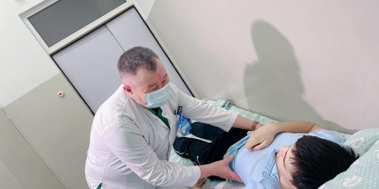 Шымкенттік дәрігерлер 16 жастағы баланың ағзасын сақтап қалды