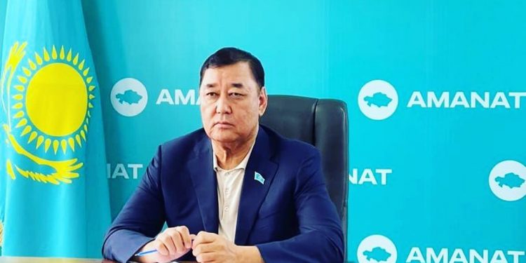 КЕМЕЛ КЕЛЕШЕККЕ БАСТАҒАН БЕРІК ҚАДАМ