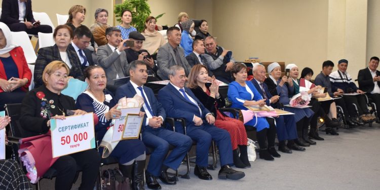 ТҮРКІСТАН: ӘЛЕУМЕТТІК ИДЕЯЛАР МЕН ЖОБА АВТОРЛАРЫ МАРАПАТТАЛДЫ