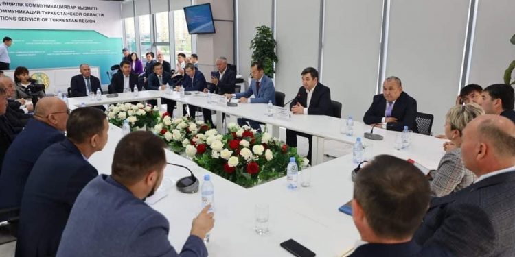 ДАРХАН ҚЫДЫРӘЛІ ТҮРКІСТАН ОБЛЫСЫНЫҢ БАҚ ӨКІЛДЕРІМЕН КЕЗДЕСТІ