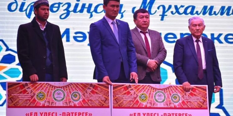 ТҮРКІСТАНДА МӘУЛІТ КЕШІНДЕ 6 ОТБАСЫҒА БАСПАНА КІЛТІ ТАБЫСТАЛДЫ