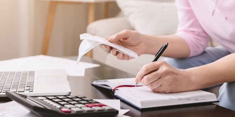 ТҮРКІСТАН: ШАРДАРА АУДАНЫНДА ҚАЙТАРЫМСЫЗ ГРАНТПЕН КӘСІП БАСТАҒАНДАР КӨП