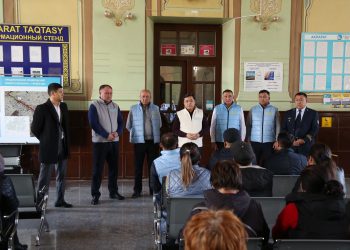 ТҮРКІСТАН: ТЕМІРЖОЛШЫЛАР КАНДИДАТ Қ.К.ТОҚАЕВТЫ ҚОЛДАЙДЫ