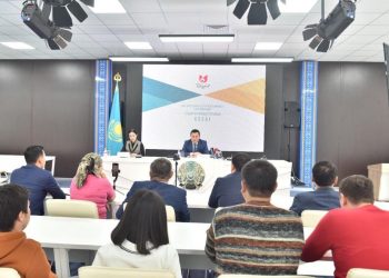 Жаңа алаңдағы алғашқы брифинг