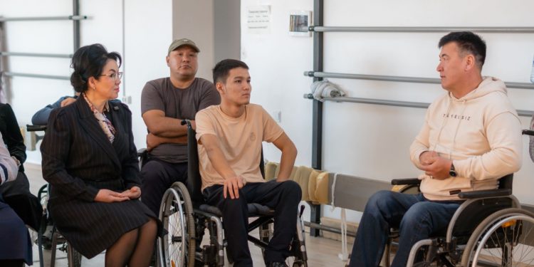 Салтанат Тұрсынбекова Түркістан қаласының тұрғындарымен кездесті