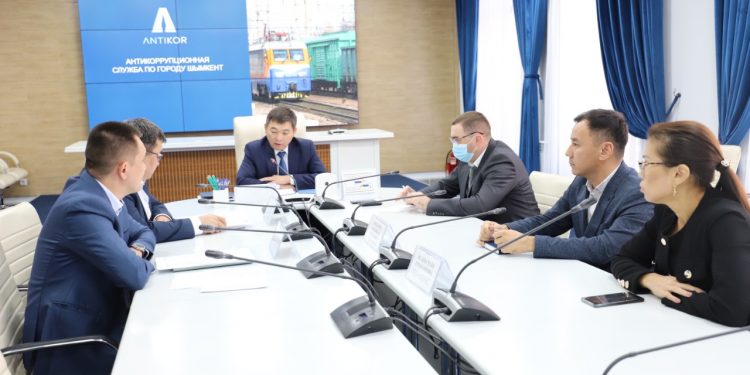 Коррупционные риски в сфере грузоперевозок по ЖД обсудили с предпринимателями