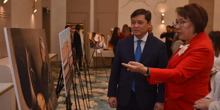 ТҮРКІСТАНДА «ЕҢБЕГІ ЖАНҒАН АРУЛАР» АТТЫ ІСКЕР ӘЙЕЛДЕР ФОРУМЫ ӨТТІ