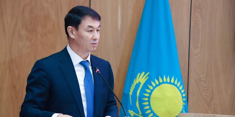 ДАРХАН САТЫБАЛДЫ ТҮРКІСТАН ОБЛЫСЫНЫҢ ӘКІМІ БОЛЫП ТАҒАЙЫНДАЛДЫ
