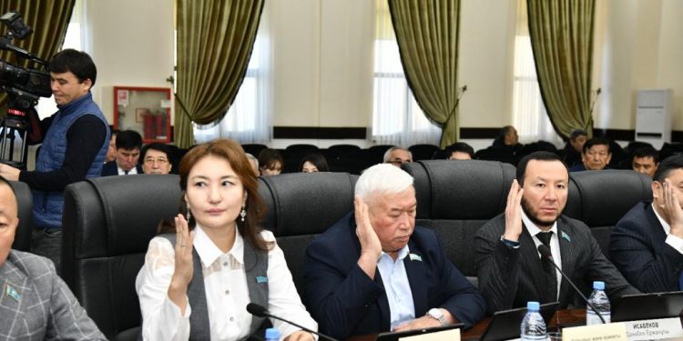 Шымкент қаласы мәслихатының кезектен тыс ХХVІ сессиясы өтті