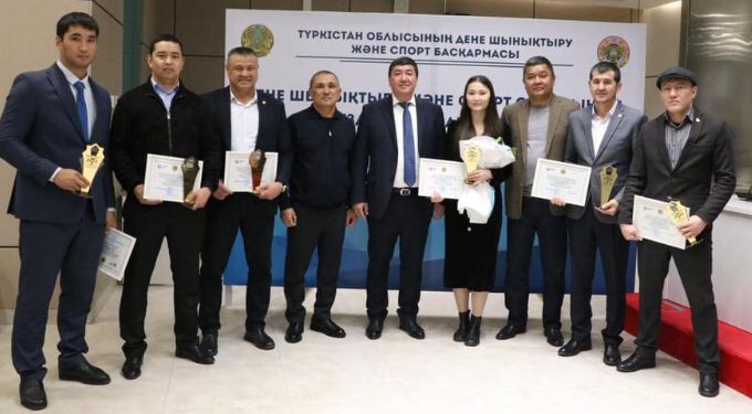 Түркістан: Кіл мықтыларға құрмет көрсетілді