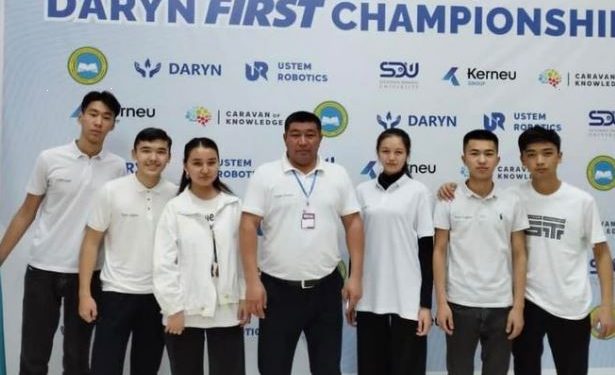 Түркістандық оқушылар робот құрастырудан бірінші орынға ие болды