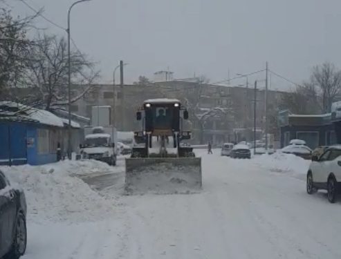 ӘЛ-ФАРАБИ АУДАНЫ: ҚАР ТАЗАЛАУ 5 БАҒЫТТА ЖҮРГІЗІЛУДЕ
