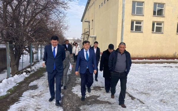 ТҮРКІСТАН: БЕЙСЕН ТӘЖІБАЕВ САЙРАМ АУДАНЫНДАҒЫ БІРҚАТАР НЫСАНДЫ АРАЛАДЫ