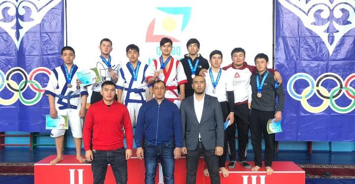 ТҮРКІСТАН: ҚАЗАҚ КҮРЕСІНЕН ЖАСТАР АРАСЫНДА ОБЛЫС ЧЕМПИОНАТЫ ӨТТІ
