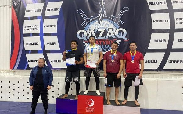 СОЗАҚТЫҚ БАЛУАНДАР ГРЭПЛИНГТЕН ҚР ЧЕМПИОНАТЫНЫҢ ЖЕҢІМПАЗЫ АТАНДЫ