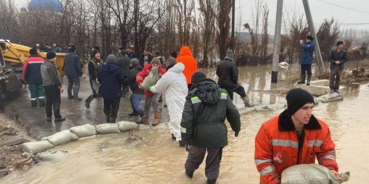 Кентауда тасқын суды қауіпсіз өткізу жұмыстары атқарылып жатыр