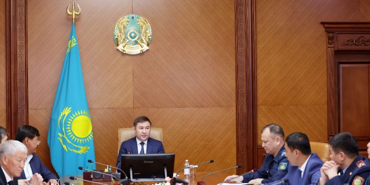 ШЫМКЕНТ ӘКІМІ ЖОЛ ҚАУІПСІЗДІГІН КҮШЕЙТУДІ ТАПСЫРДЫ