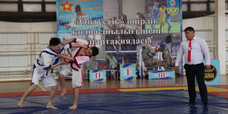 Әскери қызметшілер арасында қазақша күрестен турнир өтті
