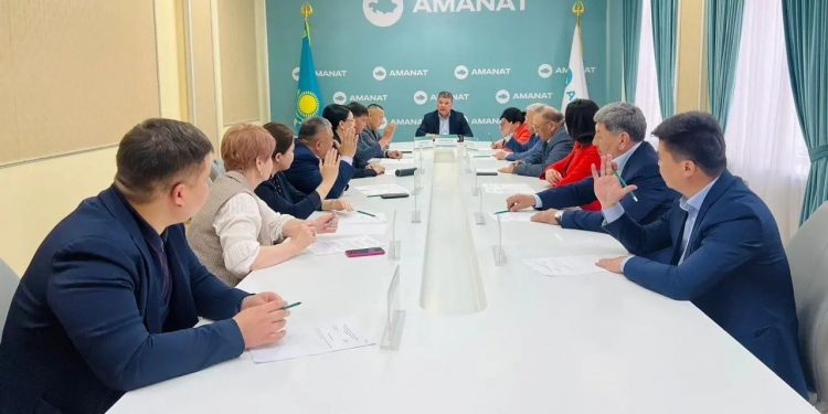 «AMANAT» ІСКЕ КІРІСЕДІ