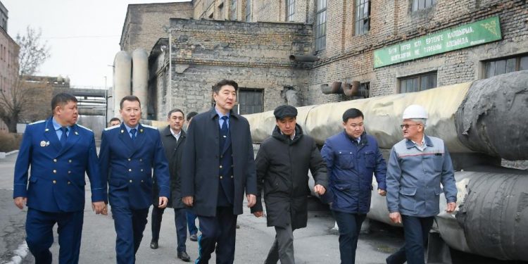 Облыс прокуроры Марат Алиханов Кентау қаласындағы №5 жылу энерго орталығына барды