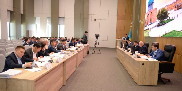 Түркістан облыстық мәслихаты тұрақты комиссия отырысын өткізді