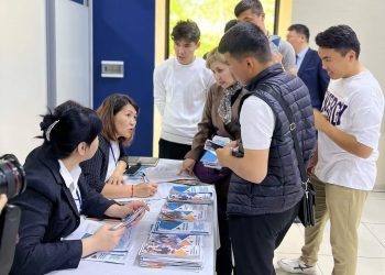 Қала тұрғындарына ашық есік күнінде кеңес берілді