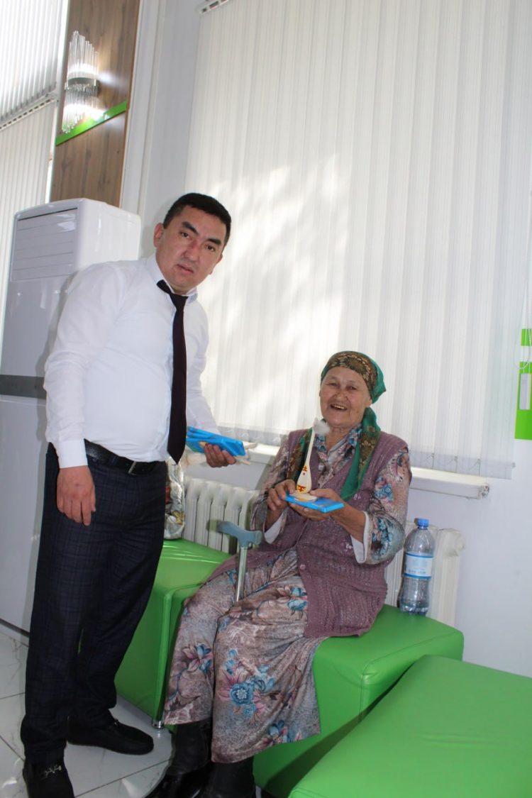 Шымкент: Шаһардағы халыққа қызмет көрсету орталықтарында «Шын жүректен»акциясы өтті