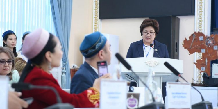 Шымкентте «Тарихи тұлғалар: ұлттық тәрбие және сабақтастық» атты республикалық форум өтті
