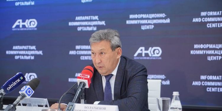 ШЫМКЕНТТЕГІ ЖАҢА ТҰРАН АУДАНЫНДА 85 КӨШЕГЕ ШАҒАЛ ТАС ТӨСЕЛЕДІ