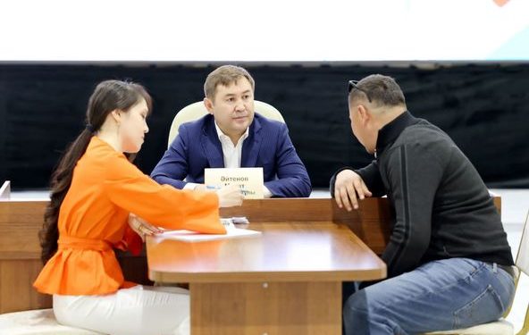 Аким Шымкента провел очередной прием граждан