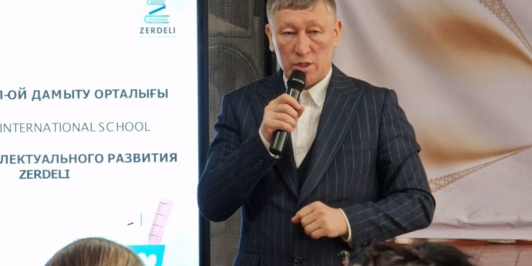 Түркістан облысы: Шардаралық ұстаздар логикалық және олимпиадалық есептерді шешудің оңай жолдарын үйренді