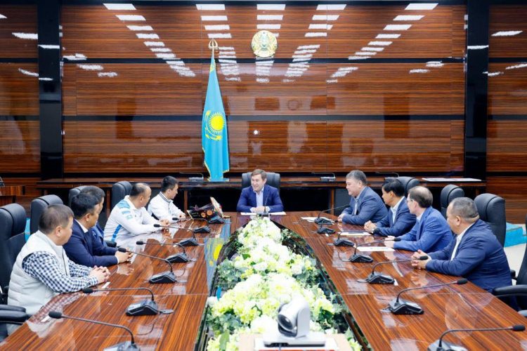 ӘЛЕМ ЧЕМПИОНАТЫНЫҢ ЖЕҢІМПАЗЫ МАХМҰД САБЫРХАНҒА ПӘТЕР ТАБЫСТАЛДЫ