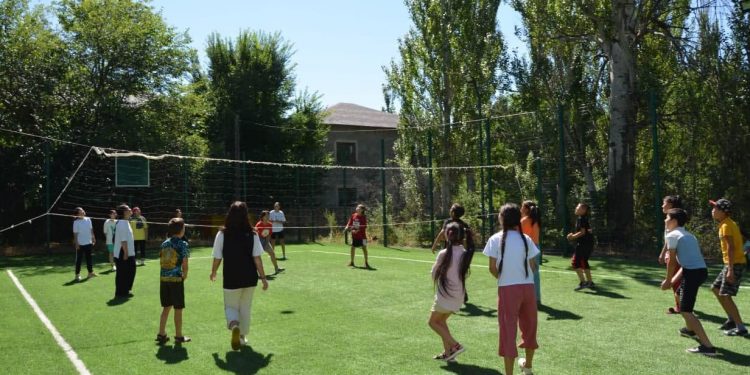 ТҮРКІСТАН ОБЛЫСЫНДА БИЫЛ 200 МЫҢНАН АСТАМ БАЛА ЖАЗҒЫ САУЫҚТЫРУ ЛАГЕРЛЕРІНДЕ ДЕМАЛАДЫ