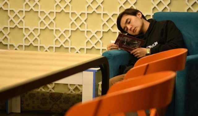 Единственная юношеская библиотека Шымкента отмечает 45-летний юбилей основания