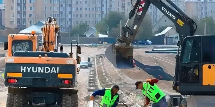 ШЫМКЕНТ: 13 көшеге ирригациялық арықтар салынып жатыр