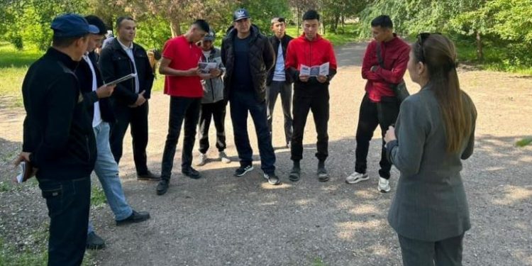 Түркістан облысында түсіндіру жұмыстары нәтижесінде кәсіп бастауға ниет білдірген жастар көбейді