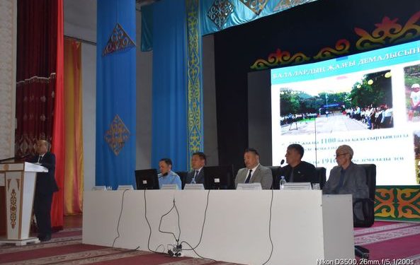 СОЗАҚ: АТА-АНАЛАРМЕН ӨТКЕН КЕЗДЕСУ ӨТТІ