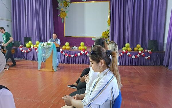 САЙРАМ: МЕКТЕП ДИРЕКТОРЫНЫҢ АТА-АНАЛАРМЕН ЕСЕПТІК КЕЗДЕСУІ ӨТТІ