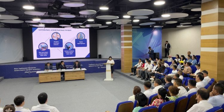 ТҮРКІСТАНДА «ЭКОНОМИКАЛЫҚ ҚАУІПСІЗДІК: ӨРКЕНДЕУ МЕН ТҰРАҚТЫЛЫҚ КЕПІЛІ» АКЦИЯСЫ ӨТТІ