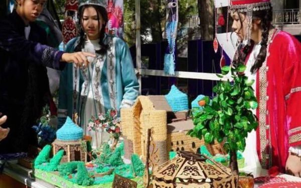 ҚАЗАҚСТАННЫҢ АТЫНАН ТҮРКІСТАН ОБЛЫСЫНЫҢ ОҚУШЫЛАРЫ ТМД-ҒА ҚАТЫСУШЫ МЕМЛЕКЕТТЕРДІҢ XVIII ХАЛЫҚАРАЛЫҚ ФОРУМЫНА ҚАТЫСТЫ