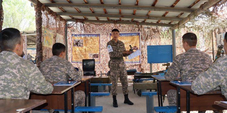 Шымкентте әскери қызметшілер мамандық бойынша дайындықтан өтуде