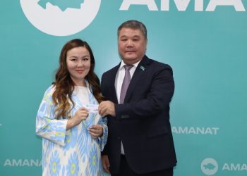 Партия қатары жаңа мүшелермен толықты