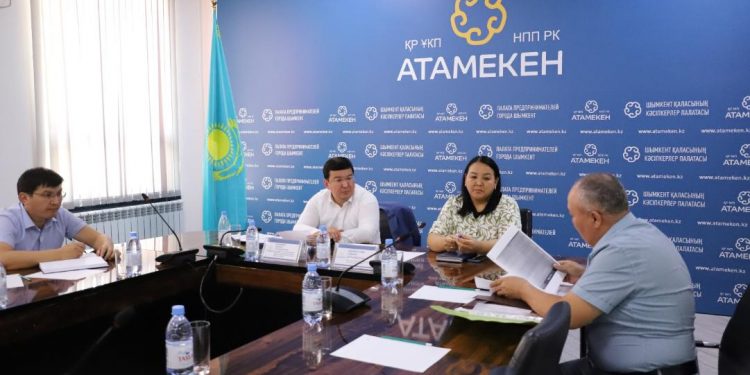 Қалалық Антикор кәсіпкерлерді жеке мәселелері бойынша қабылдады