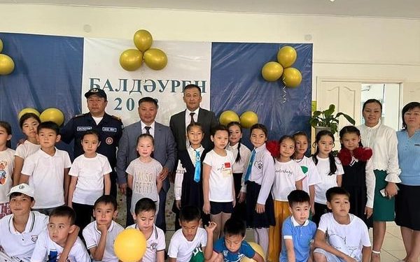 БӘЙДІБЕК: МЕКТЕП ЖАНЫНАН ЖАЗҒЫ САУЫҚТЫРУ ЛАГЕРІ АШЫЛДЫ