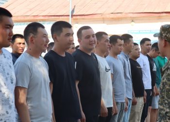 Шымкентте Қорғаныс министрлігінің оқу орындарына түсуге үміткерлерді шығарып салды