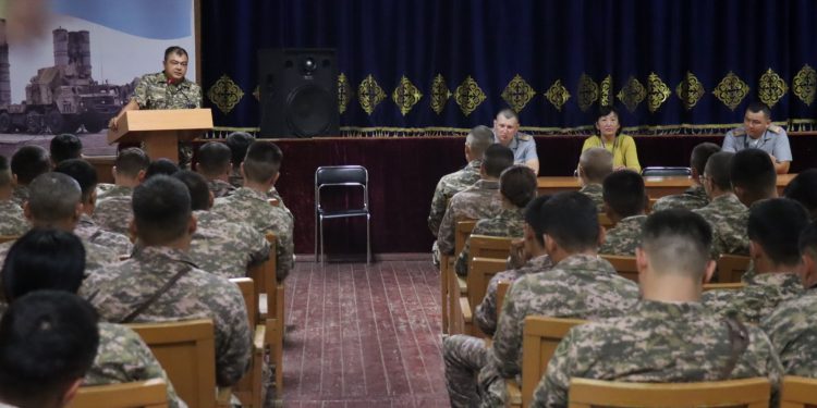 Әскери қызметшілермен профилактикалық кездесу өтті