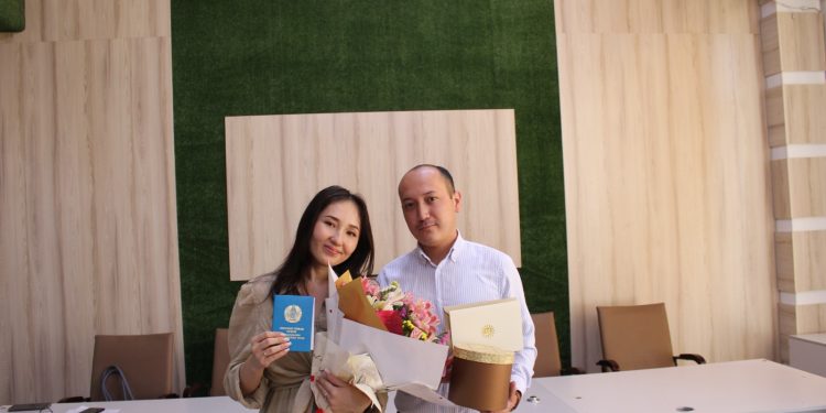 ЕКІ АЙДА МЫҢНАН АСТАМ ШЫМКЕНТТІК ЖҰП НЕКЕНІ ТІРКЕУГЕ ОНЛАЙН ӨТІНІМ БЕРДІ